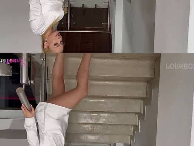 NATASHA-TEEN--TAKES-IT-UP-THE-ASS