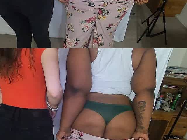 Lela Bear And Jessae Rosae Get Ass Screwed In Hawt 3some With Savory Father