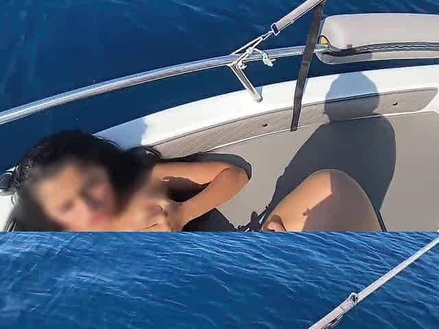 Felt truly lewd and Getting hard dick from the captain