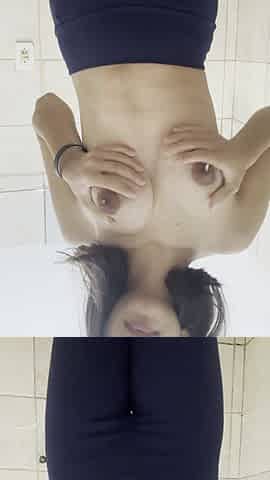 White Girl with a Big Pussy Taking a Bath