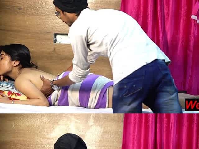 Stunning Indian MILF arousing sex scene