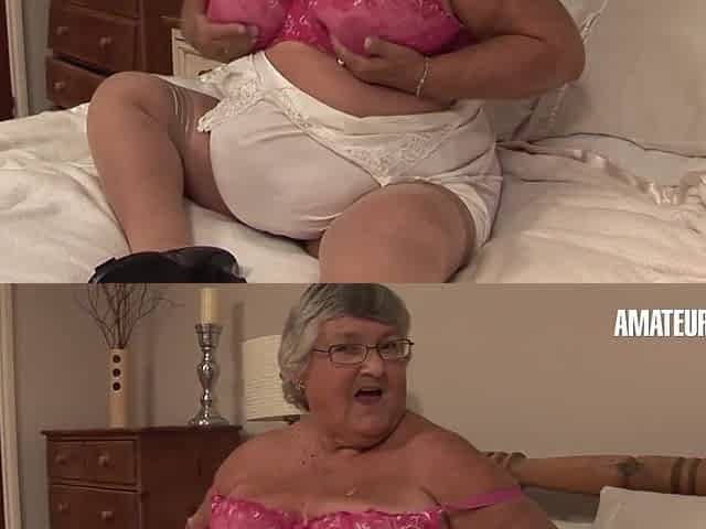 BBW Granny Solo Action In The Morning - AMATEUR EURO