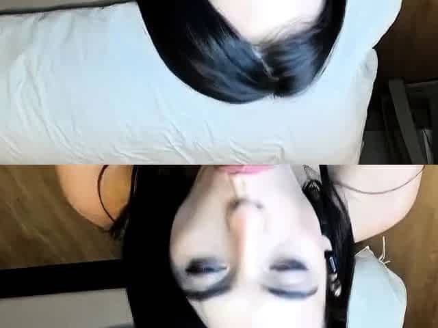 Latina Teen's Solo Webcam Show
