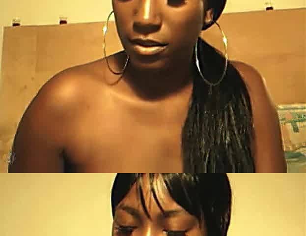 Cunt toying black teen pleasures herself
