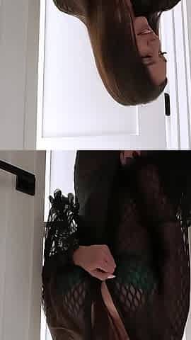 Omg! Latina MILF Lets the Ac Guy Give Her a Creampie - Lexis Star