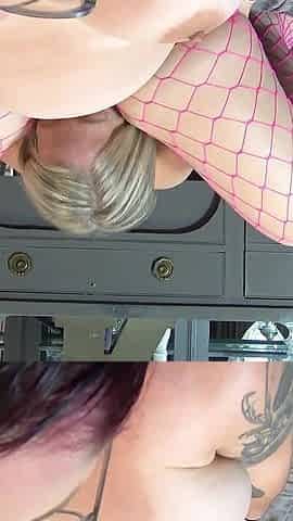 Shooting Star & Savanna Star's Shoothouse Lesbian Hookup - Raw Fingering & Oral Ecstasy