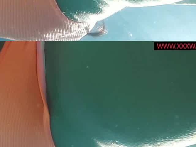 UnderWaterShow presents Micha the underwater gymnast