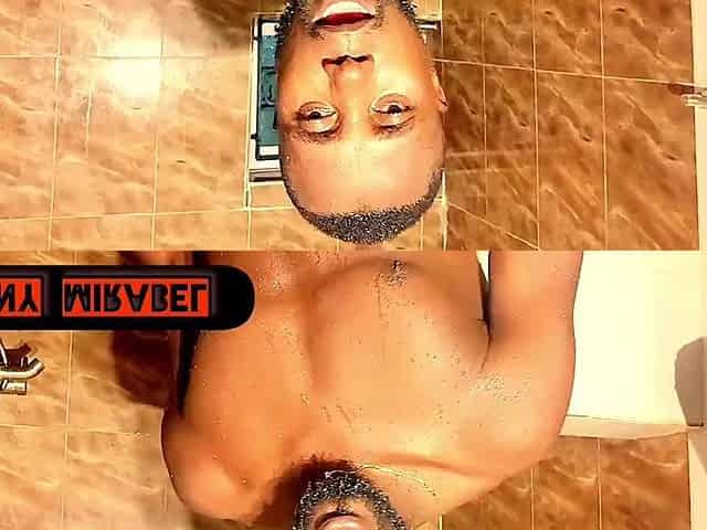 Wanna ride her on bathtub, let me watch how it pleasing