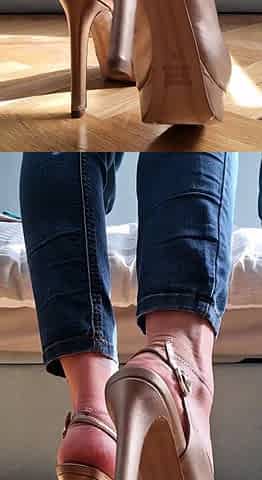 Amateur hottie solo masturbation