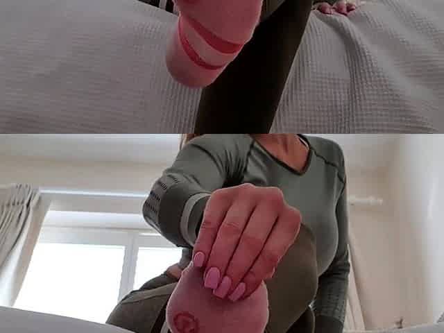 Webcam girl foot fetish camshow hot