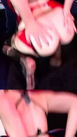 Hot pussy spreading close up for solo toying stunner