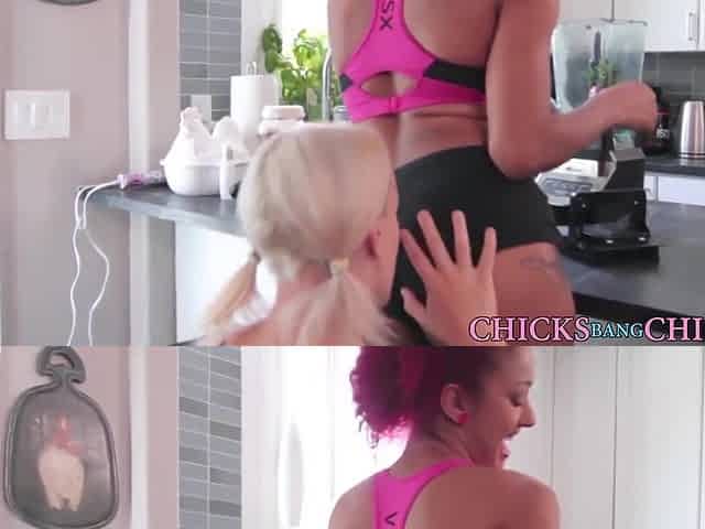 Daisy Ducati In Ebony Teen 18+ Squirts After Dildo And Vibrator Sex