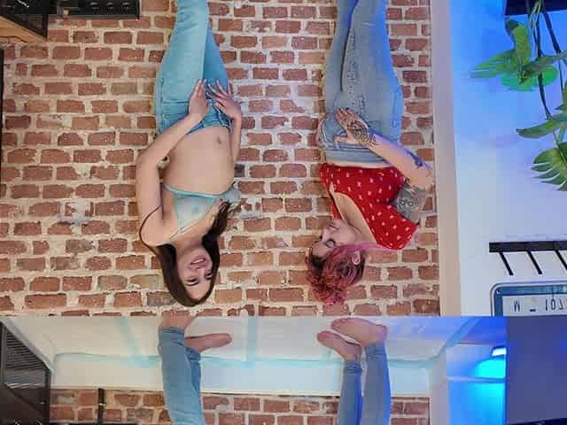 Rebeca Addams and Ana Spears Peeing on Jeans Show off