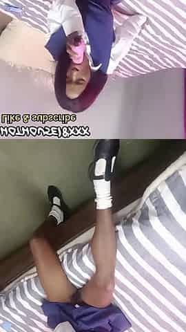 Ebony slim eighteen year old beauty sucks dildo