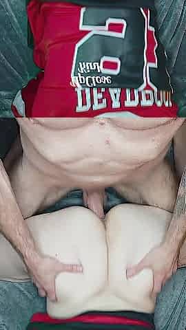 Pounding Thick Flesh Whilst Hand Fills Her With Intensive Release",