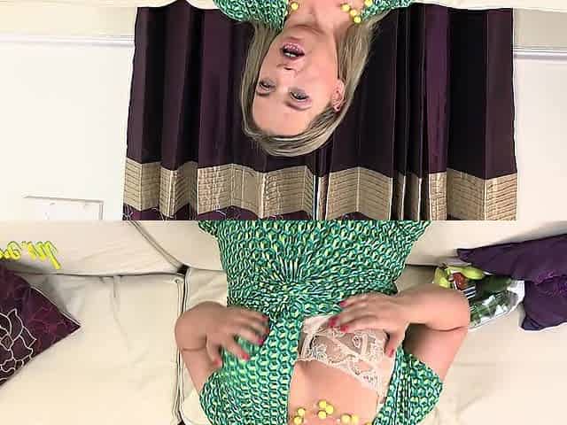 Horny Spanish MILF Olga Cabaeva Tries Out Her New Bought Groceries