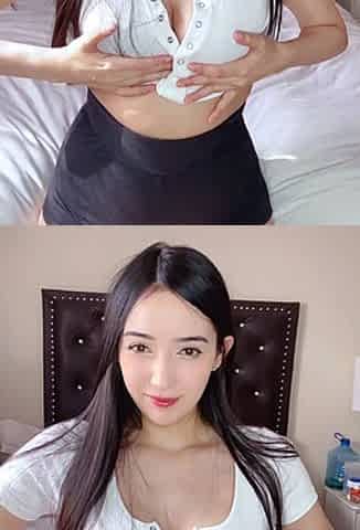 Amateur Asian teen sucks this big hard cock