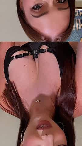 Playing with my boobs and booty *subscribers solely*