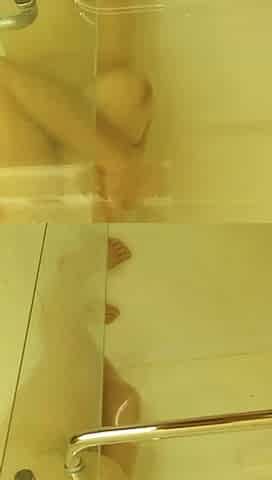 Hotwife Taking Hotel Shower