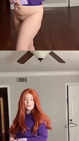 Daphne Fucking Her Pretty Cunt