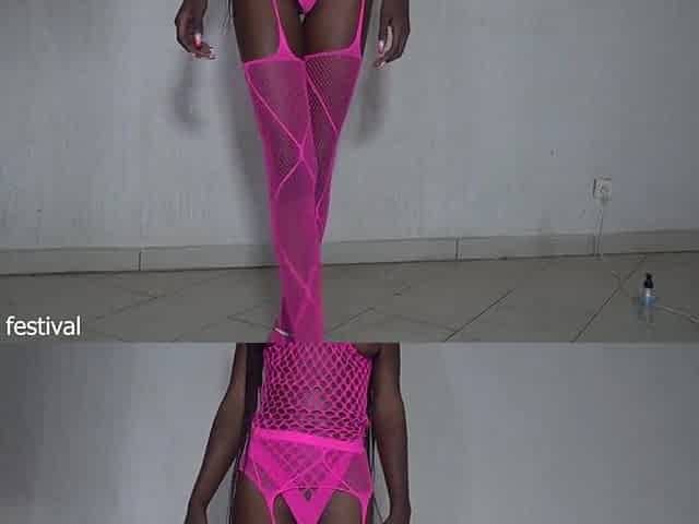 Sexy slim Black nympho whith lengthy legs spending your evening on my dong