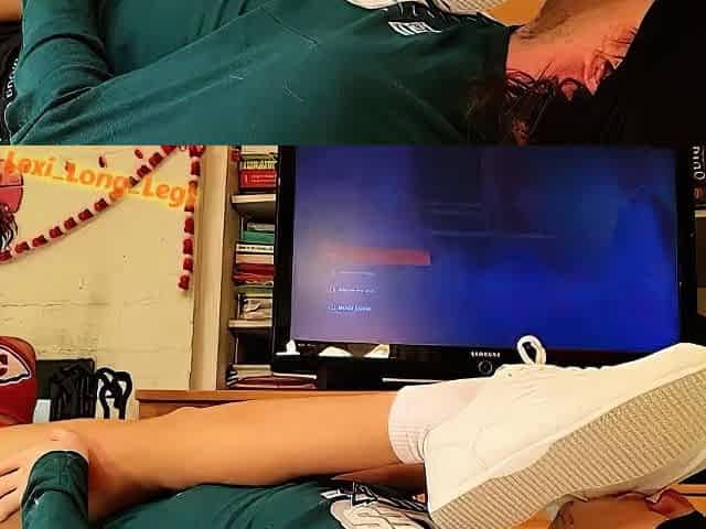 LexiLongLegs - Super Sole Sunday - Cheerleader Foot Worshi