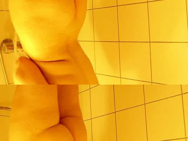Gorgeous Mature Blonde Solo Masturbation