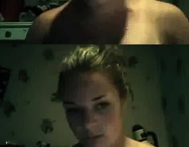Creamy Pussy Squirts on Webcam