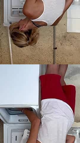 Accidental Sex with the Neighbor - Two Orgasms in the Washing Machine, Cum Inside Me!!!