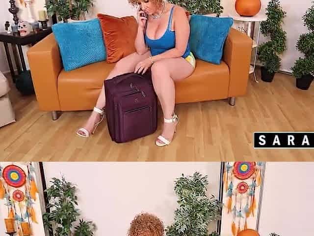 Fit Sydney And Sara Jay Take Turns Eating Every Other's Trickling Twat!