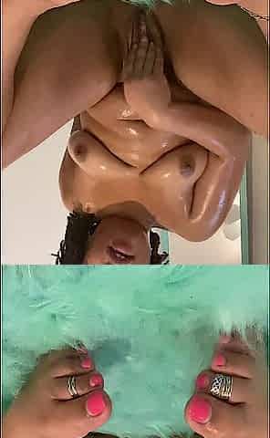 Black cunt cream and squirt whilst groaning and talking immodest