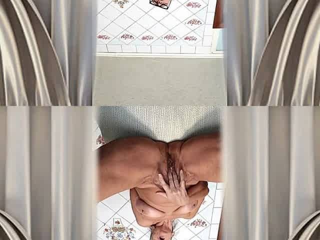 A Hot Housewife Is Having Fun in the Kitchen