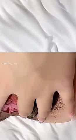 Ebony girl showers her big ass amp masturbating