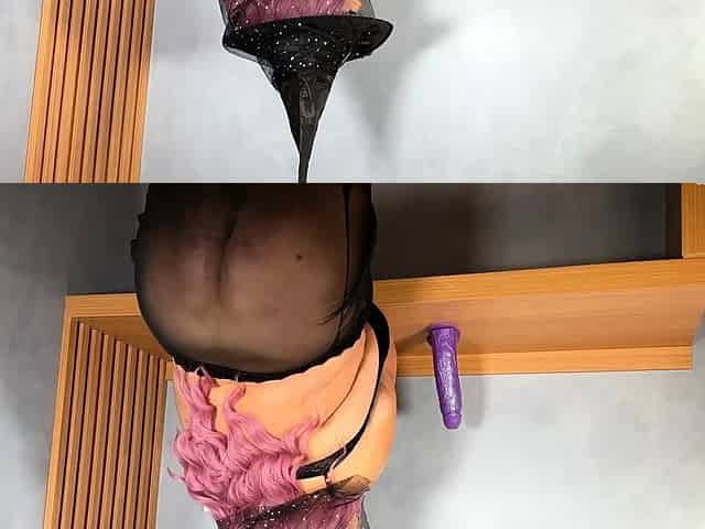 Big boobs milf masturbating