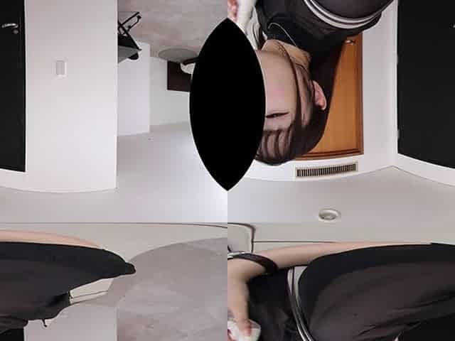 Asian teen shows her pink panties in VR