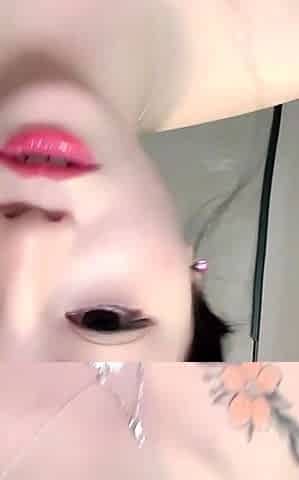 Amateur blondie solo anal masturbation