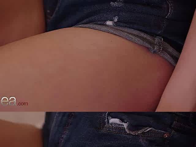 Lesbea Ale Danger caught masturbating in VR lesbo dream turns to romantic twat licking reality