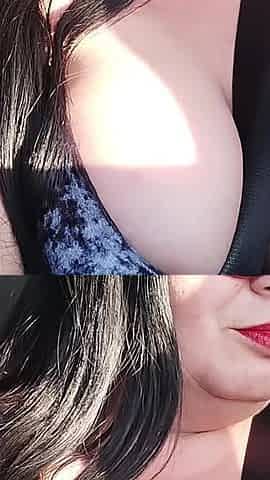 Mature BBW MILF Traveling, Fans in Slow Motion