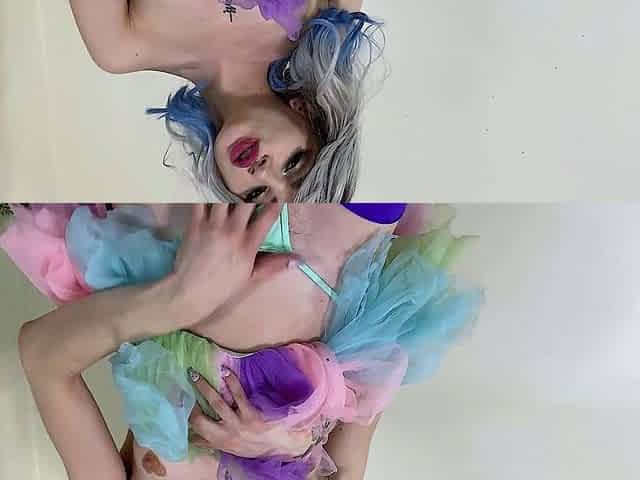Purple Stockings Hairy Pussy Play with Lola Fae