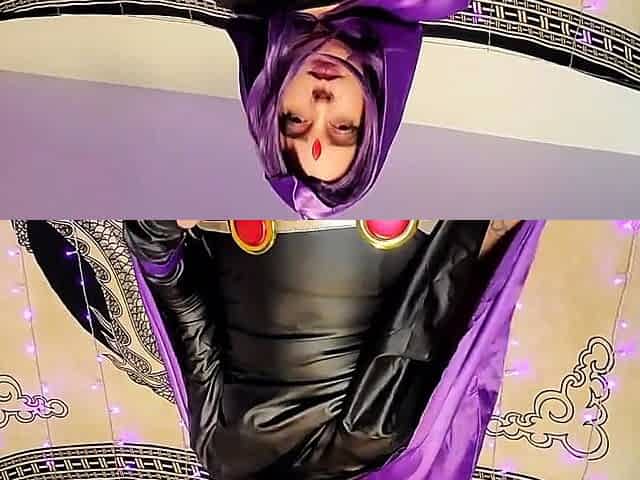 Teen Raven Cosplayer Shows Off Her Tits