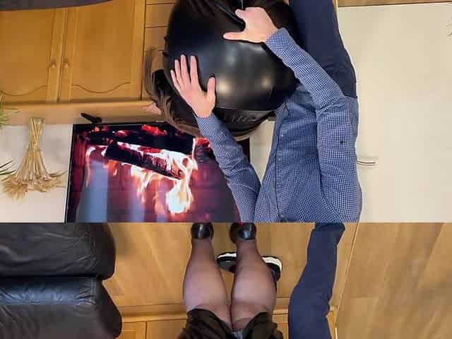 I Cum on My Stepmom's Ass Because My Stepdad Can't Do It