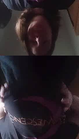 Emo mother I'd like to fuck flashing a little ????