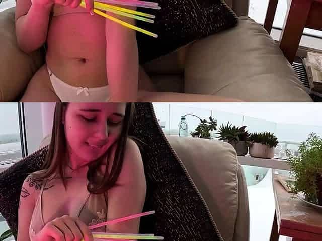 18yo Muna Bored Naked Tries Kinky Glowstick Masturbation