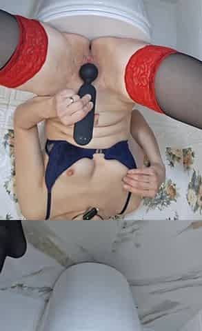 El Red real orgasm in the bathroom, sensual wet pussy.