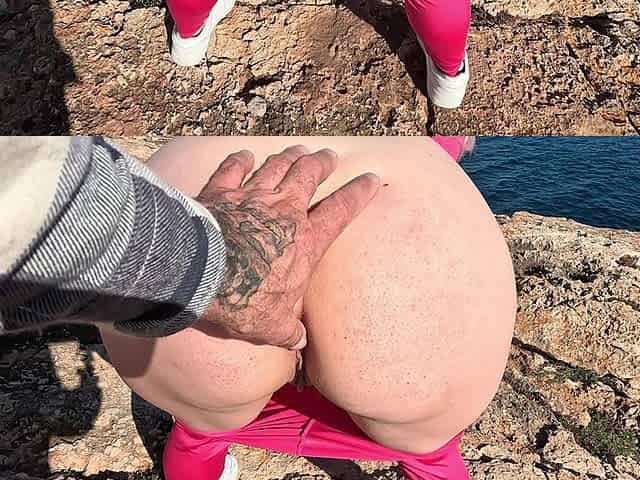 Sexy Babe Loves a Hard Anal Fuck on the Beach