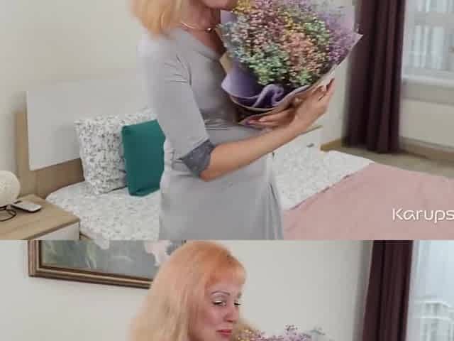Mature Masturbation