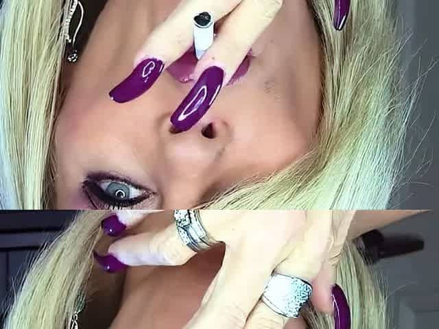 Smoking Milf