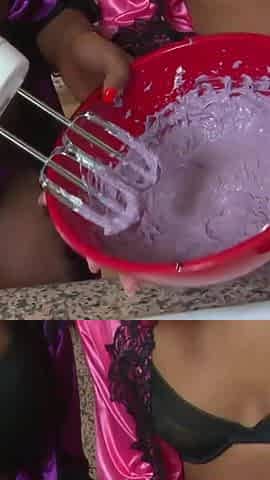 Ebony babes getting messy and licking that pussy