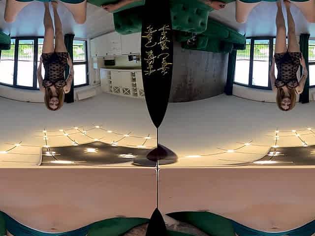 Sit On The Couch, I Want You To Cum Inside Me - AmateurCouplesVR