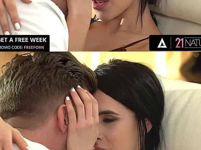 twenty one NATURALS - Nice-looking Sweetheart Alyssa Bounty Gets Her Hawt Booty Screwed During Ideal Sunset